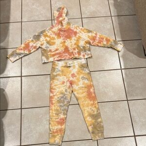 Old Navy Peach and Cream Tie-Dye Hoodie Girls Size 8